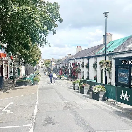 Modern En-suite On The Sea Front, The Is In An Affluent Town Of Dublin * Malahide